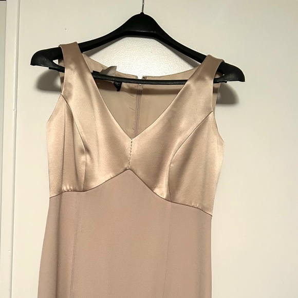 Ladies elegant evening long dress. - Picture 3 of 7